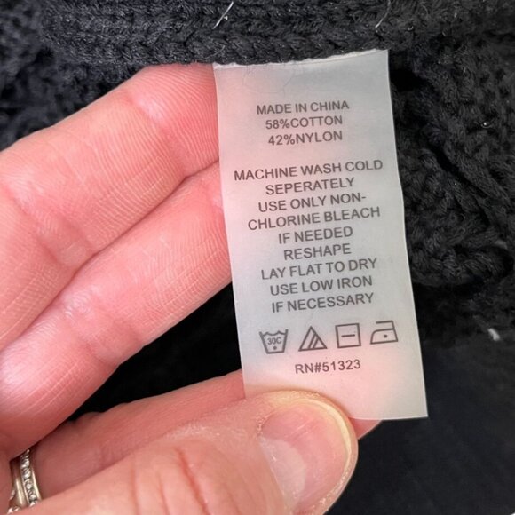 Vince Camuto Open Weave Perforated Knit Sweater Black Size Medium - Picture 7 of 7